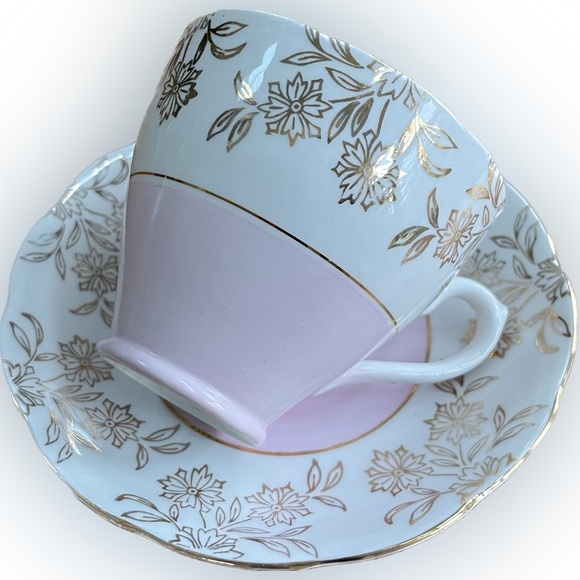 🎈2/$30 - PHOENIX Bone China TEACUP & SAUCER. Made in England. - Picture 2 of 8